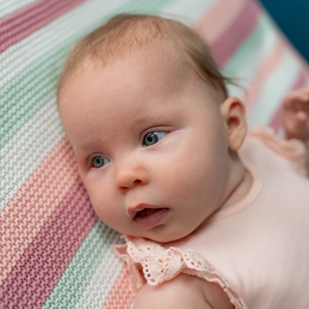 Ziggle Baby - Wholesale Bedding Blanket - Kids & Baby - Pink, White, Green Stripes Blanket3