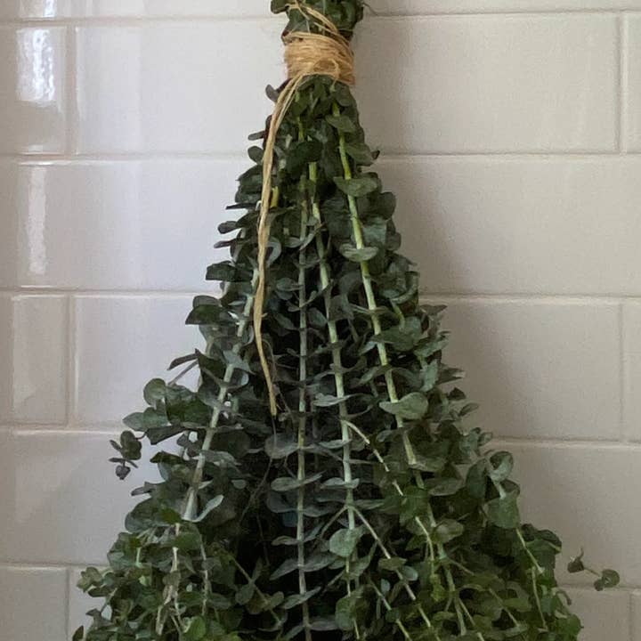 Violet Beach House - Wholesale Bath & Body Set - Fresh Eucalyptus Shower Bundle