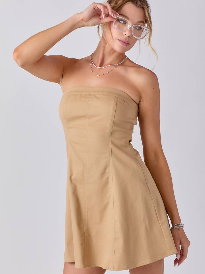 Axelbandslös Fit & Flare Miniklänning för wholesale av BABY PINK