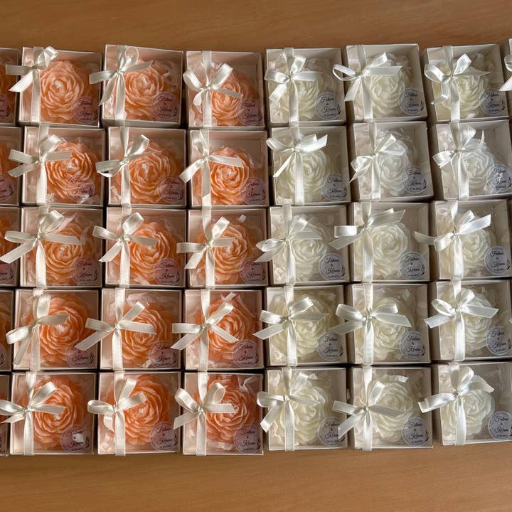 youngpee - Vente Bougies originales - Bougie pivoine, bougies fleurs, bougie rose, bougie de Noël4