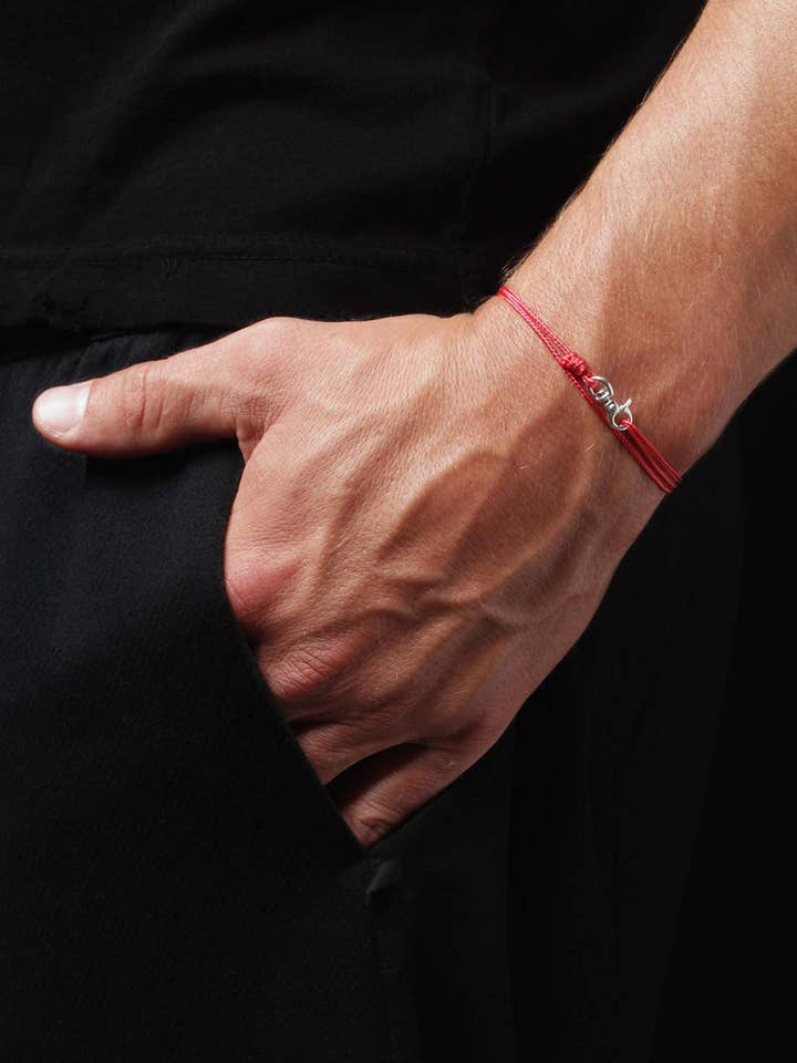 Pulsera de cordón rojo para hombre con cierre de plata de ley para venta al por mayor de We Are All Smith