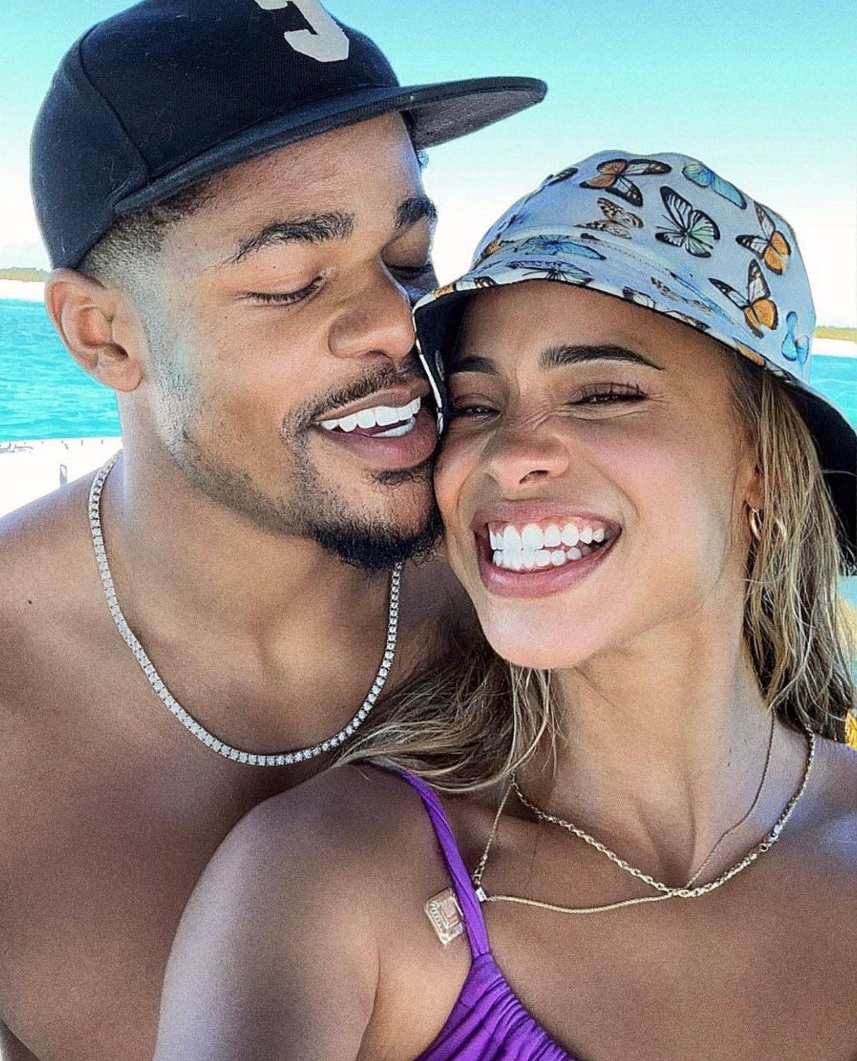 Kismet Showroom - Venta al por mayor Collares con colgantes/abalorios - Collar Inicial Miel22