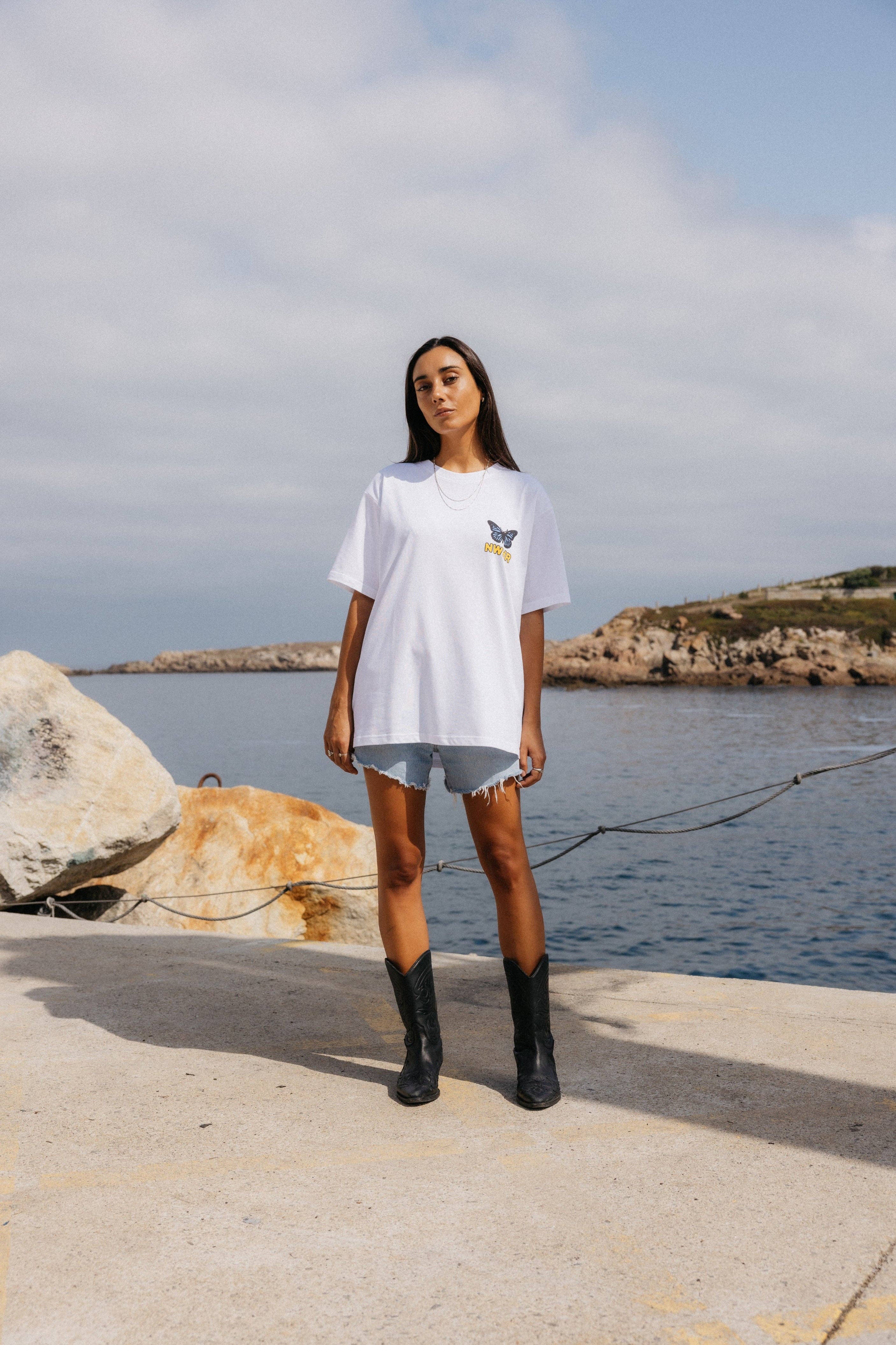 NWHR - Wholesale Screen Printed T-Shirt - Unisex - Butterfly white T-shirt - Organic Cotton2