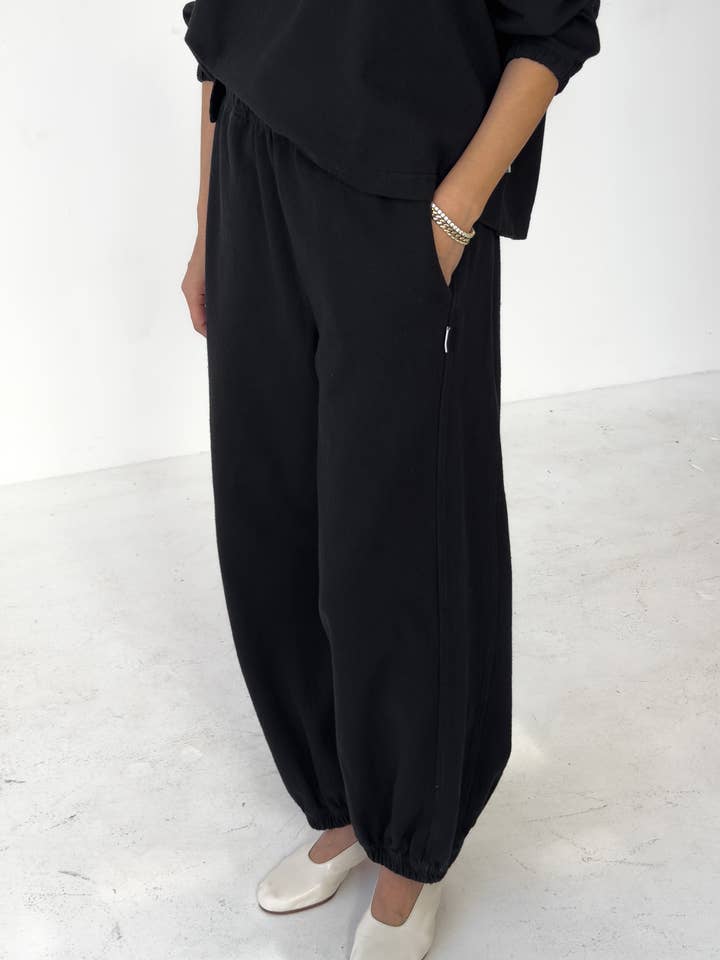 Le Bon Shoppe - Wholesale Pants – Women's - Balloon Pants (2S-2M-2L)7