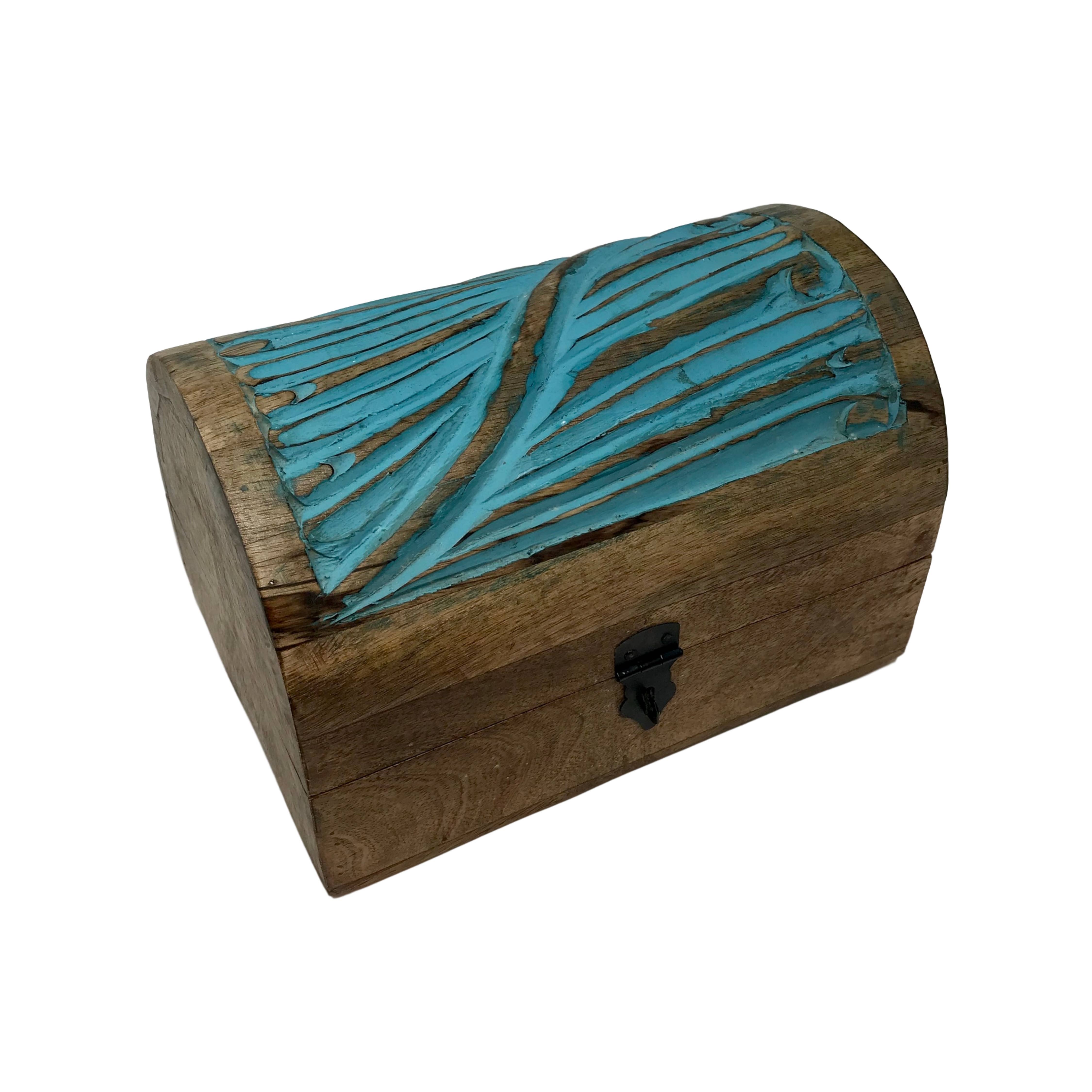 Wilco Home – Großhandel Dekoschachteln – Spring Decor Tischtruhe aus geschnitztem Holz mit Scharnier „Sea Breeze“11