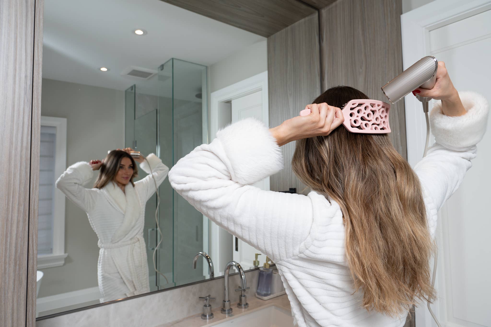 Framar Hair Brushes & Hair Accessories - Wholesale Hair Brush/Comb - FRAMAR Vented Hair Brush For Blow Drying, Vent Brush - Rosé7