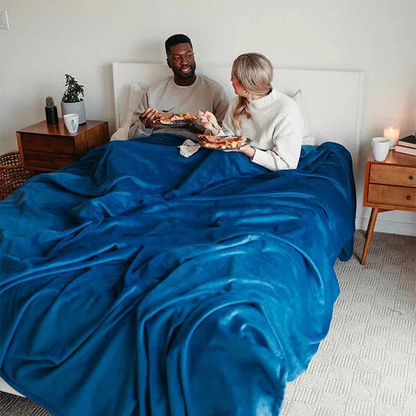 Big Blanket Co - Wholesale Throw Blanket - Original Stretch™ Blanket114