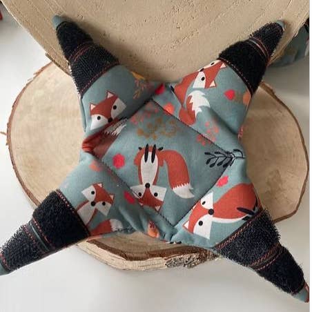 TUGS DE WOUFS EN FOLIE - Vente Peluche – chien - Pyramide (treat ball) - nombreux coloris2