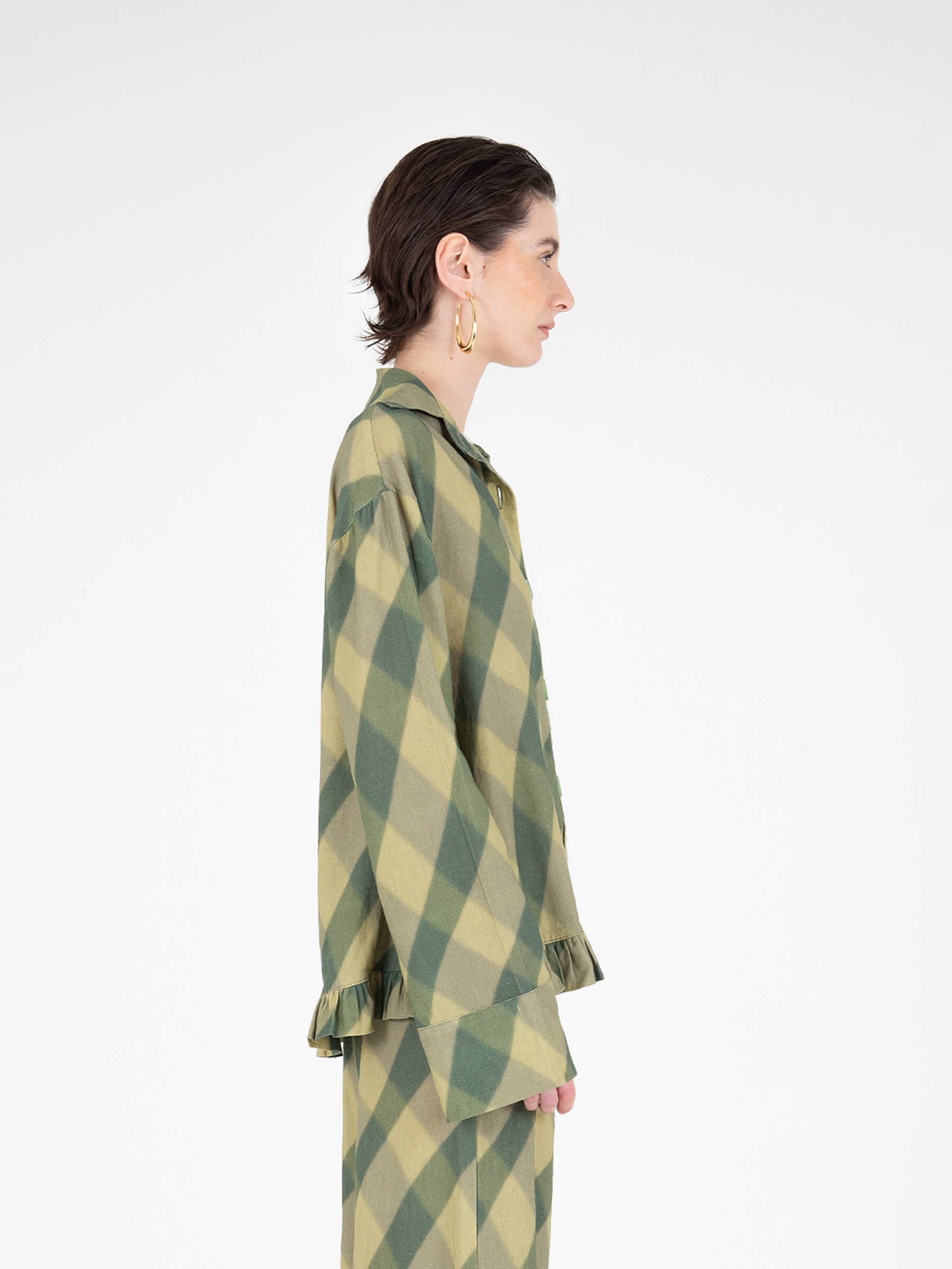 CARMEN SAYS - Wholesale Button Down Shirt - Women's - Camisa Verde de Rombo Annapurna3