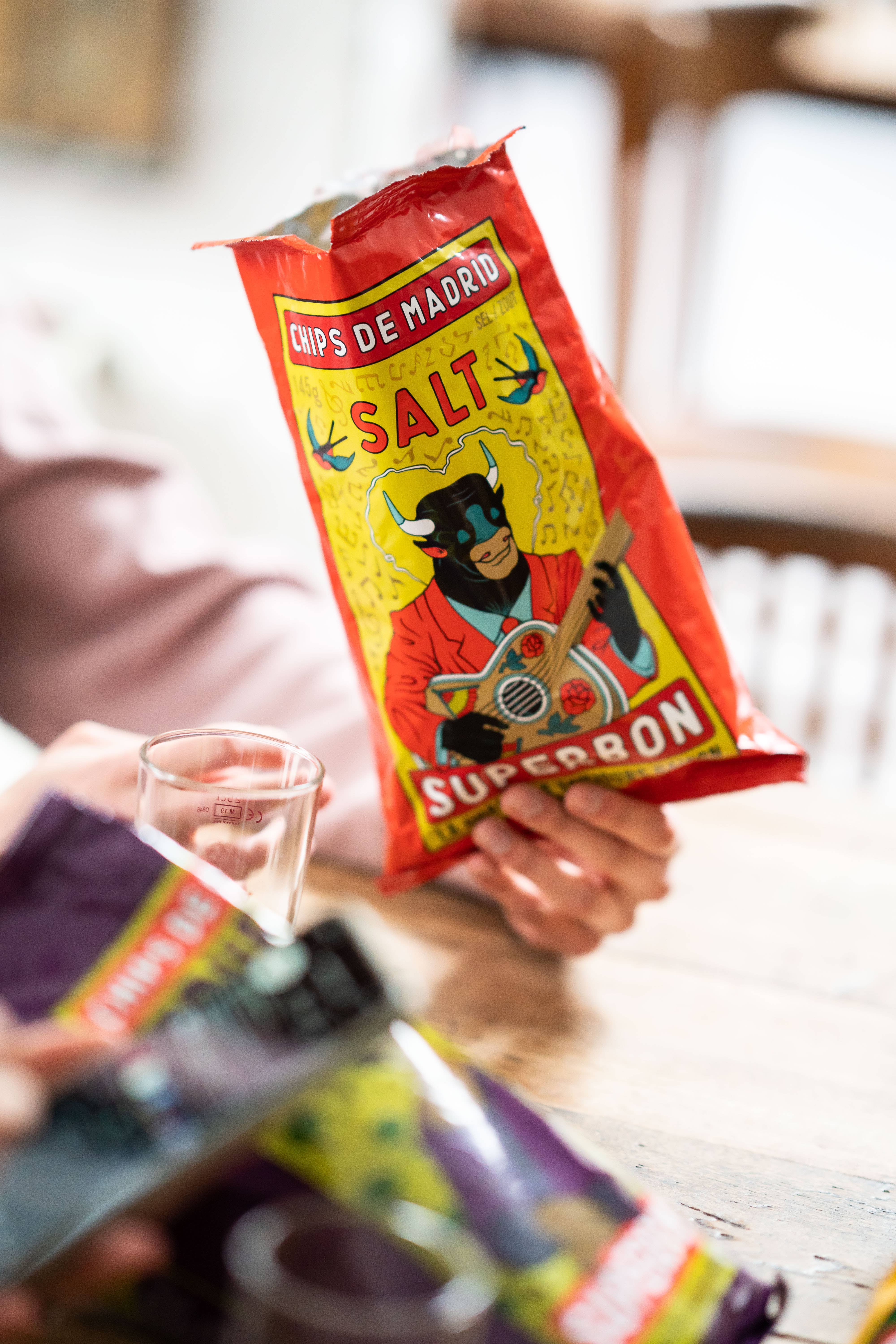 Superstories - Wholesale Chips - Salt Crisps 135g - Superbon1