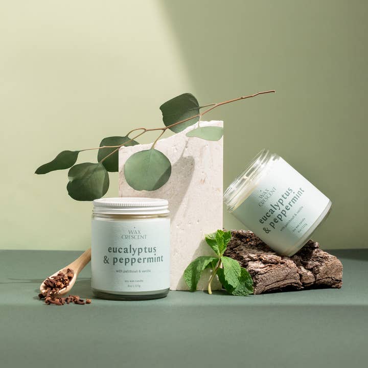 Candela in cera di soia all'eucalipto e menta piperita per la vendita all'ingrosso da parte di Wax Crescent