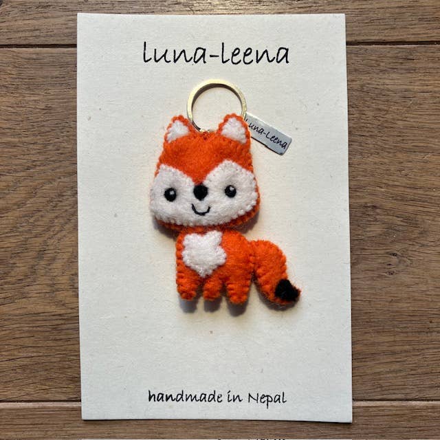 Luna-Leena - handmade in Nepal - Wholesale Keychain - Women's - sleutelhanger plat vos oranje - tasbedel - vilt - handgemaakt4