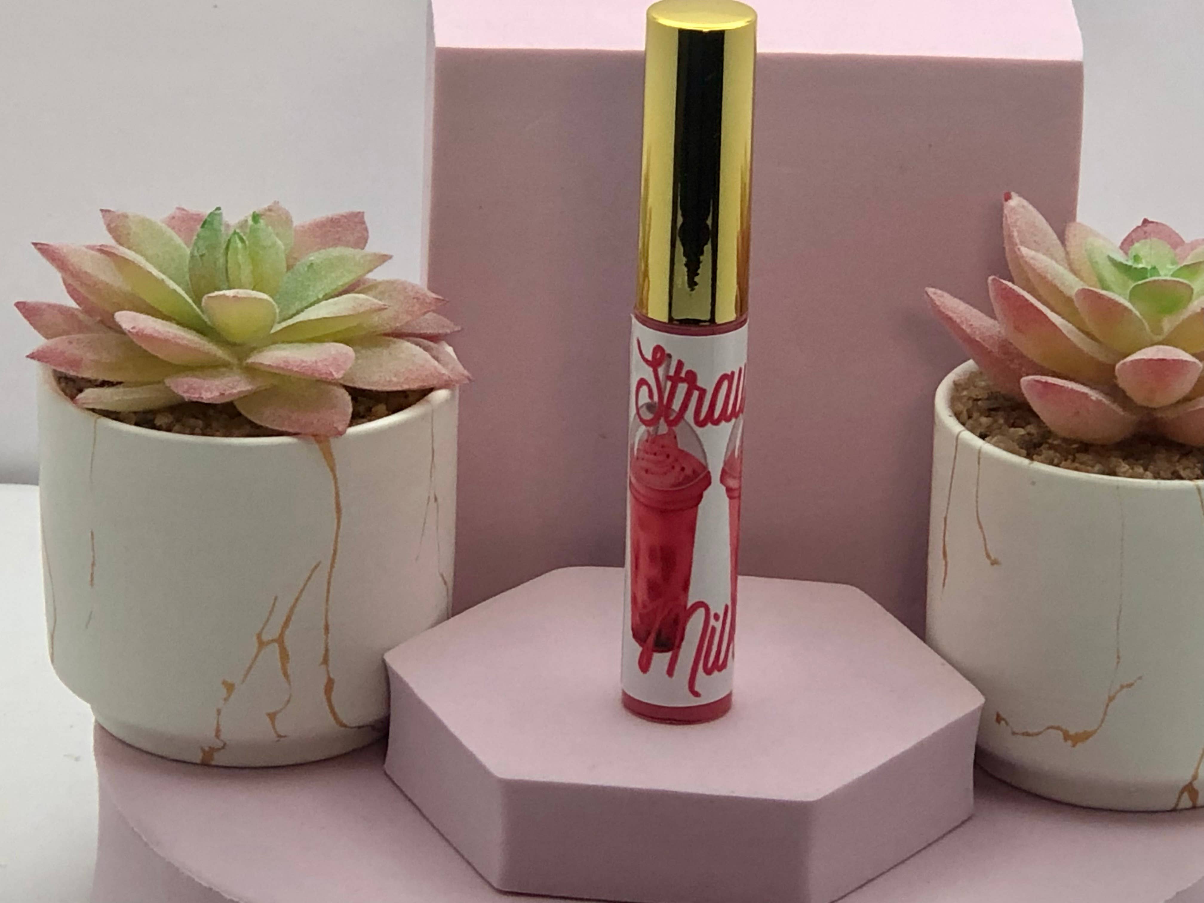 Cleo Nala - Vente Brillants à lèvres et gloss - Brillant à lèvres Strawberry Milkshake3