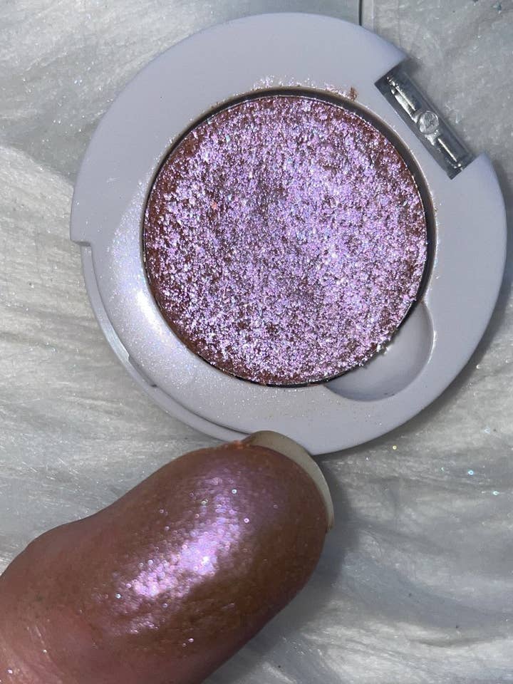 ZIELSVERWANT voor wholesale door Magical Makeup