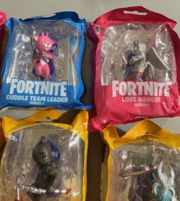 Wildwood Enterprises LLC - Wholesale Figurine Toy - Kids - Fortnite 3" Action Figures - Assorted Lot of 9 + BONUS ITEM!2