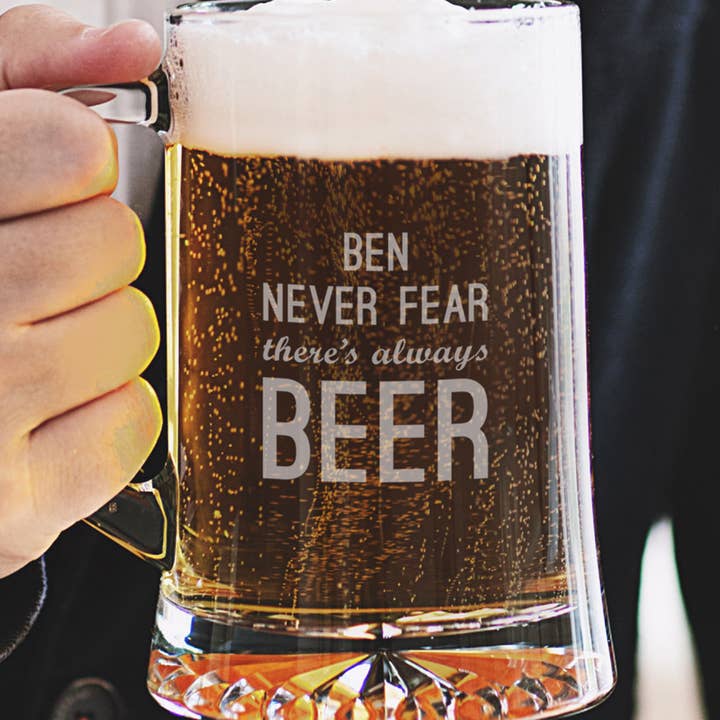 Personifierad ”Never Fear' Beer Tankard för wholesale av Becky Broome
