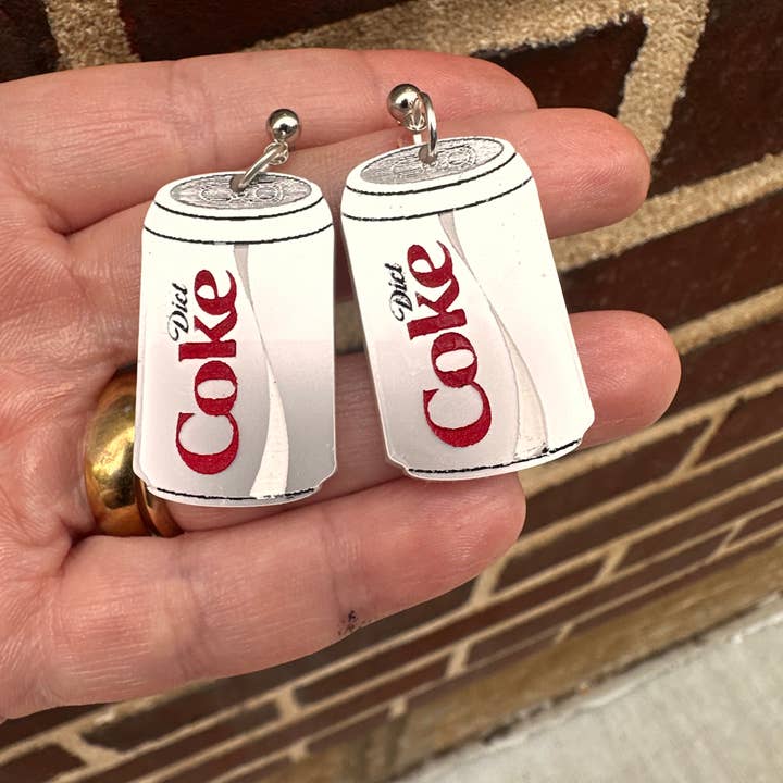 diætcola øreringe på sterling sølv kugleposter for engroshandel hos Quirky Bird