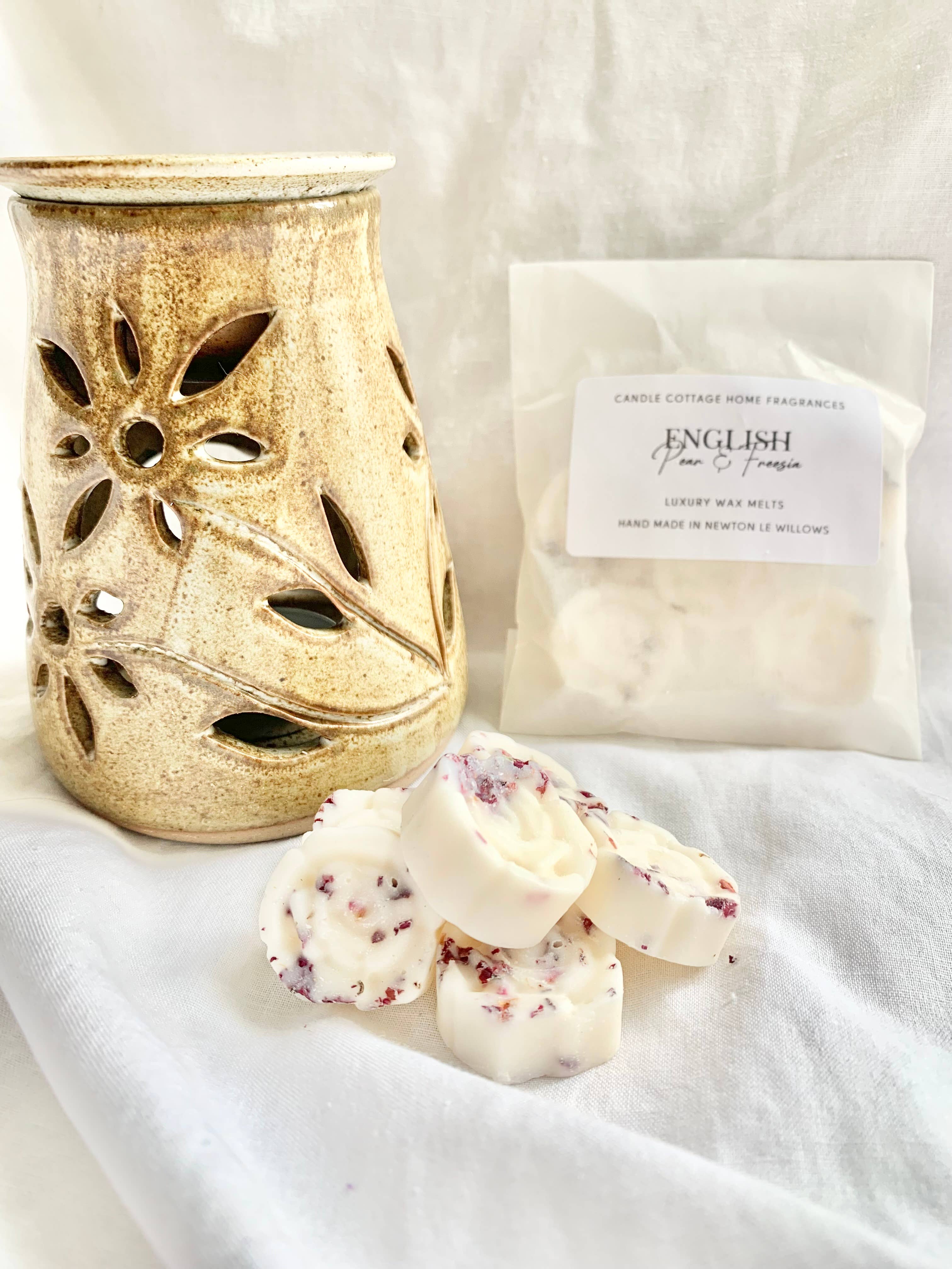 Candle Cottage Home Fragrances – wholesale Wax melt – English Pear & Freesia Botanical Soy Wax Melts1