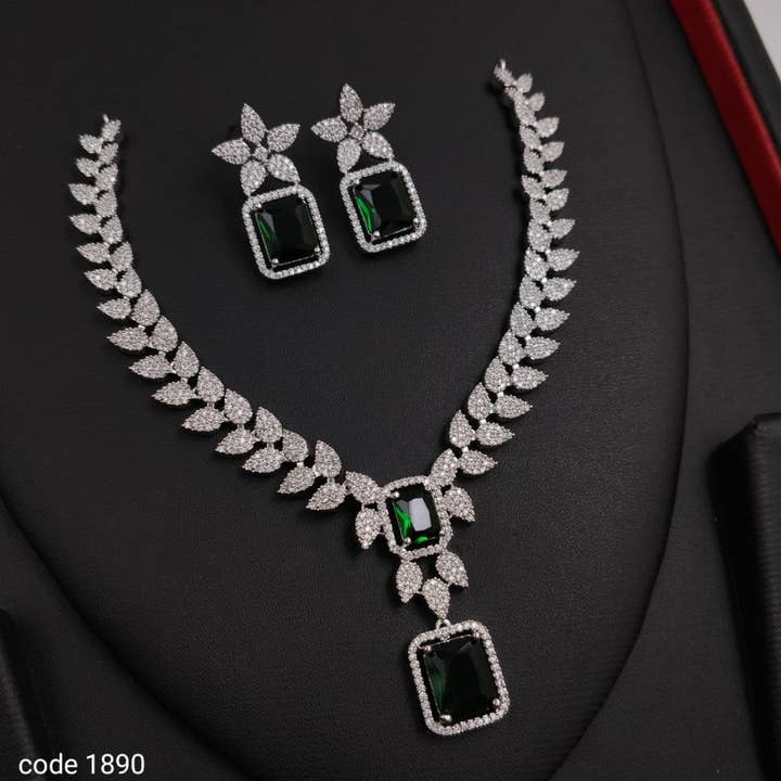 Vinni's Emerald Majesty Set for wholesale by Vinnis Jewelry