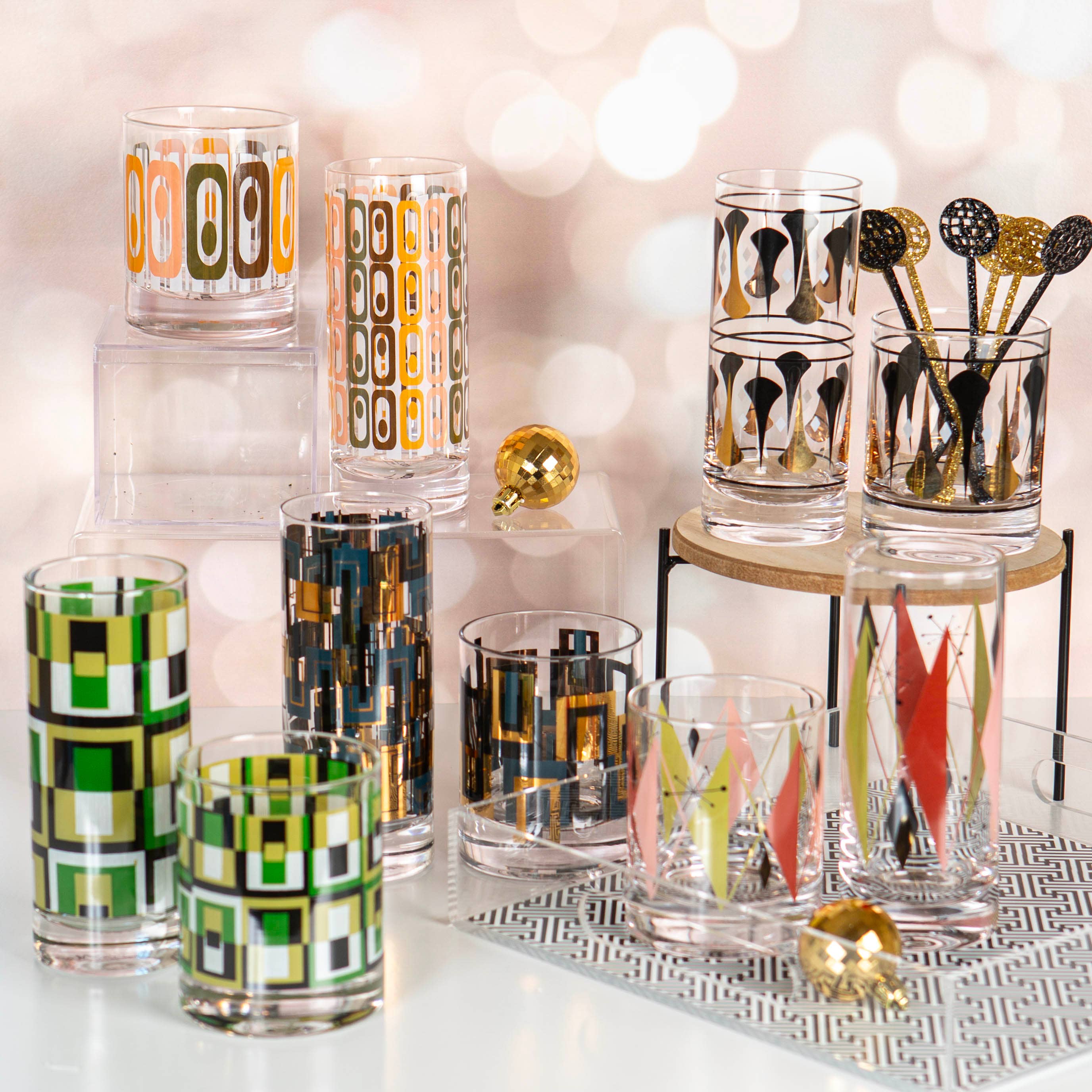 Mod Lounge Paper Company - Wholesale Cocktail/Liquor Glass - Black & Gold Mid Century Vintage Whiskey Rock Cocktail Glass7