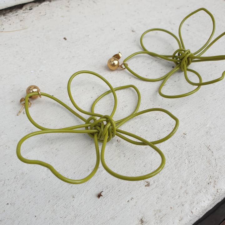 Daphné – Pendientes con flores de metal recubierto para venta al por mayor de matins parisiens