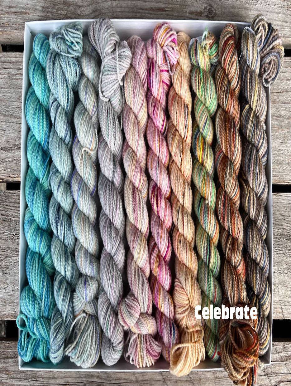 Koigu Wool Designs - Vente Fils à tricoter - Coffret de laine Koigu Pencil Box groupe 168