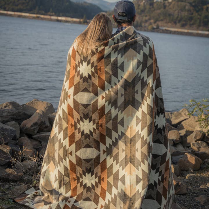 Red Thread & Co - Wholesale Throw Blanket - Madera Blanket - Alpaca Wool Blend