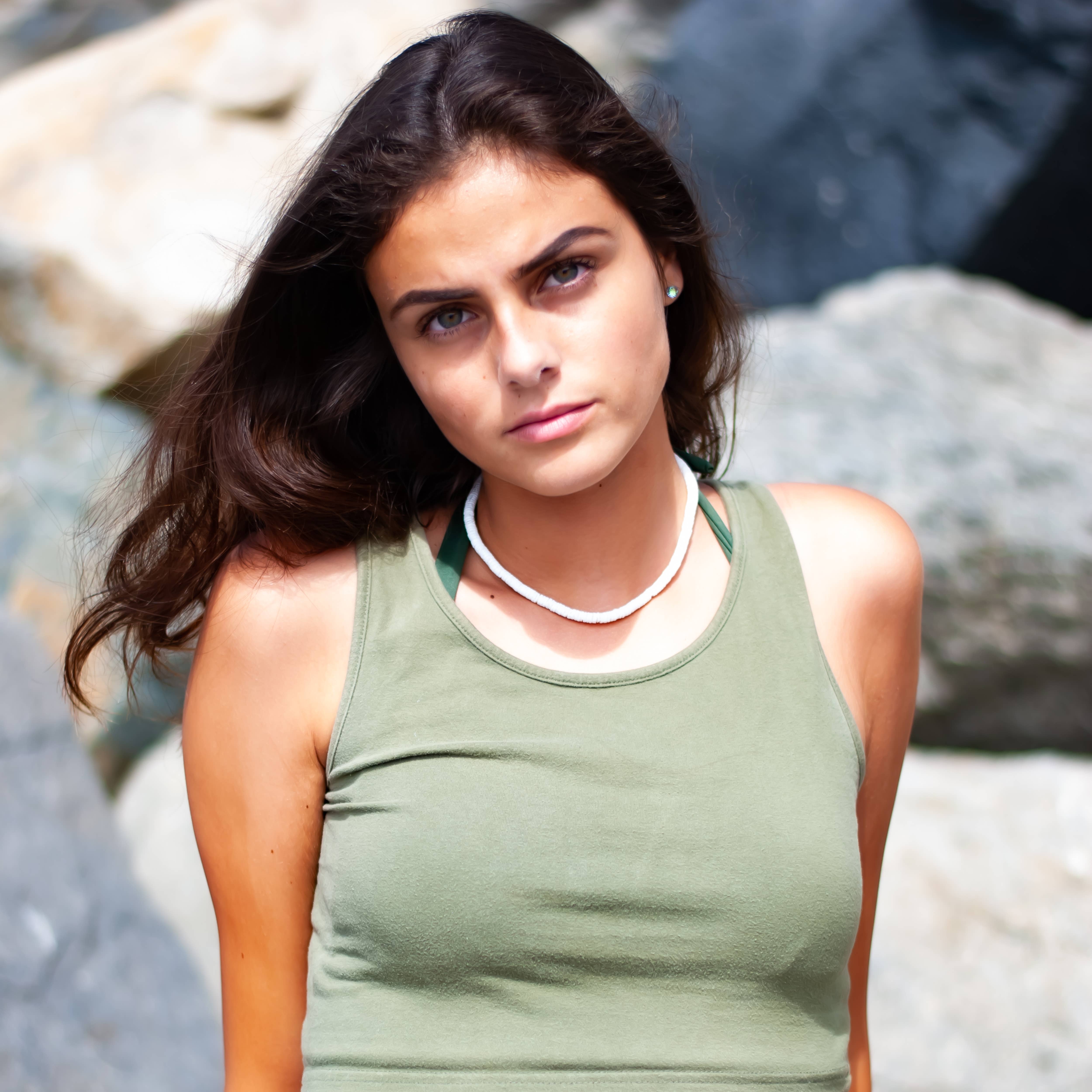 Natalia - Wholesale Beaded/Pearl Necklace - Puka Shell Necklace - Round Seashell Choker - Sizes 14"-20"9