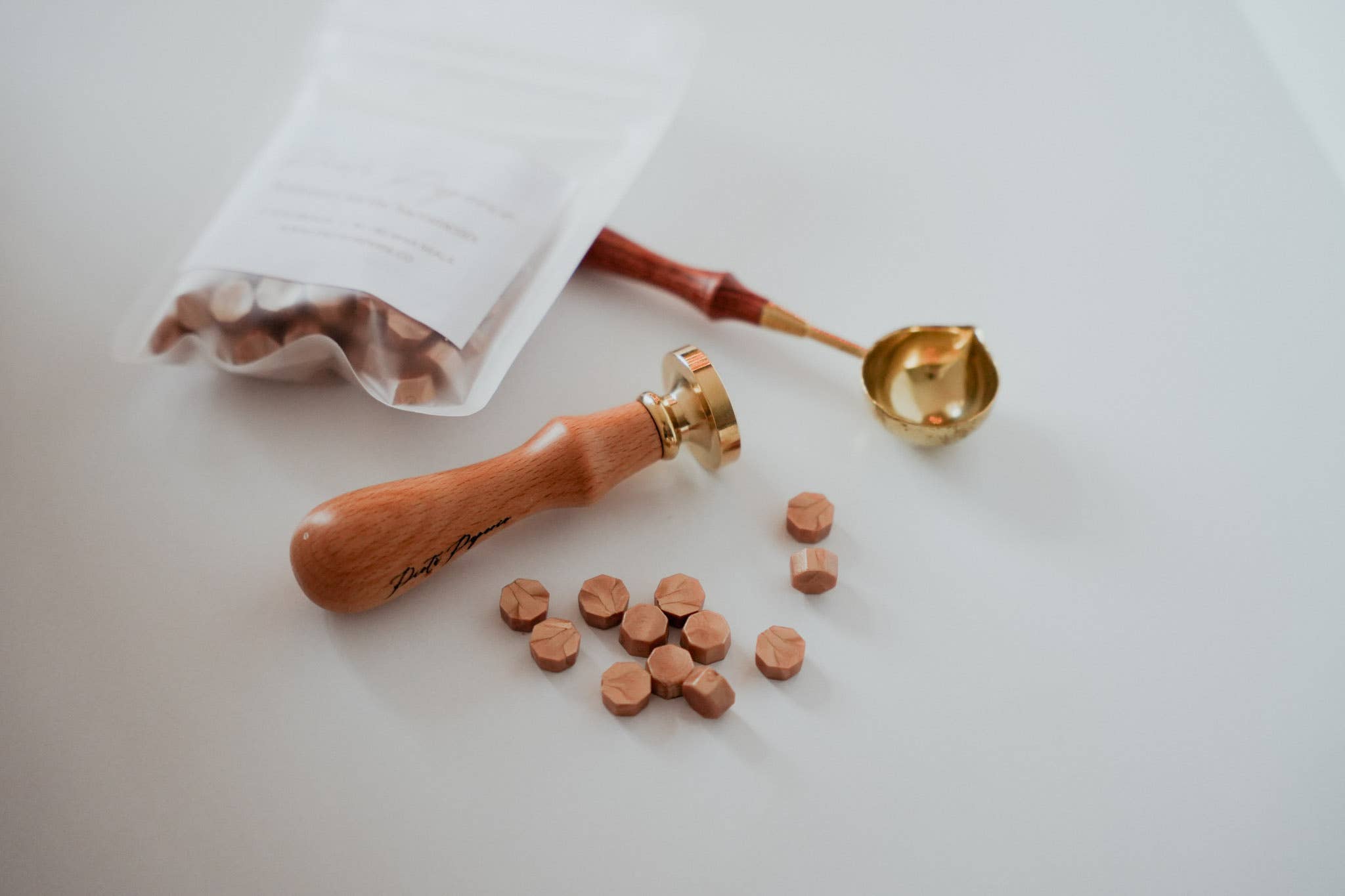 Pietà Paperie - Wholesale Sealing Wax - DIY Wax Seal Making Starter Kit with Spoon1