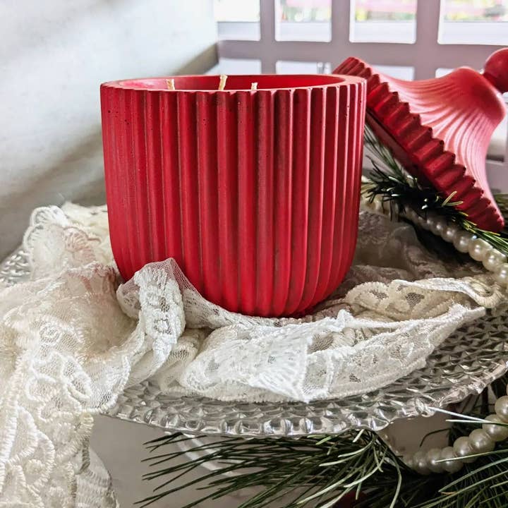 Zyndl - Wholesale Jar/Filled Candle - RED RIDING MOOD | Coconut Wax Candle | Frasier Fir and Apple