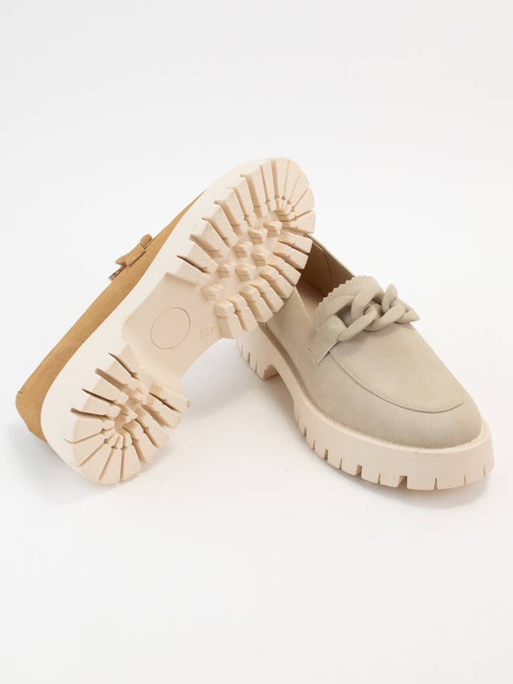 CCOCCI - Venta al por mayor Mocasines - Mujer - MOCASINES MADISON CON SUELA DE LENGÜETA Y DETALLE DE CADENA GRUESA CON ACABADO MATE3