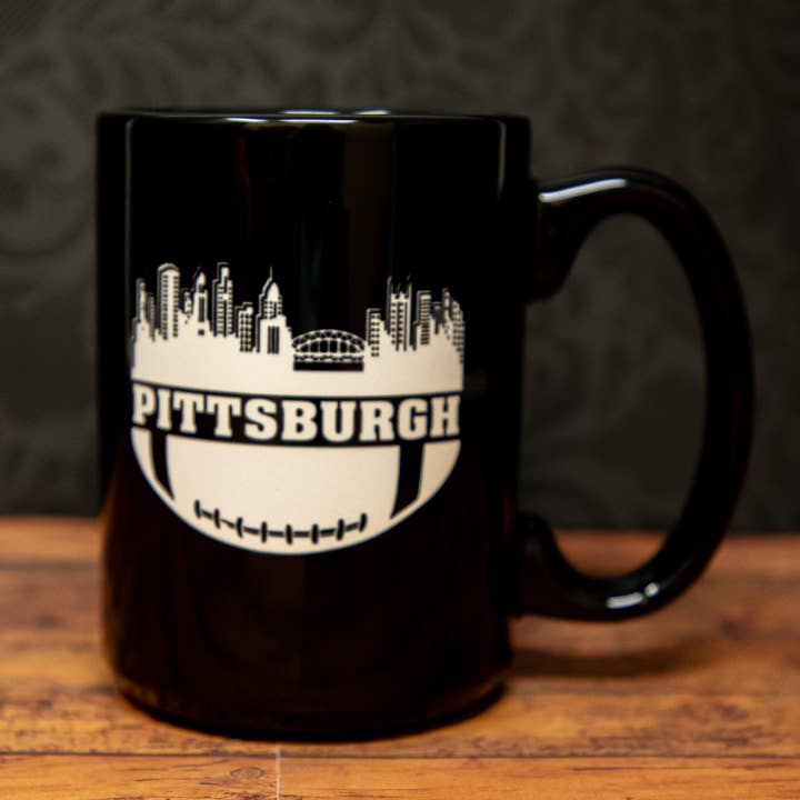 Pittsburgh Football Steelers Sports Etched Drinkware Barware for wholesale by Gifts of Glass & Wear