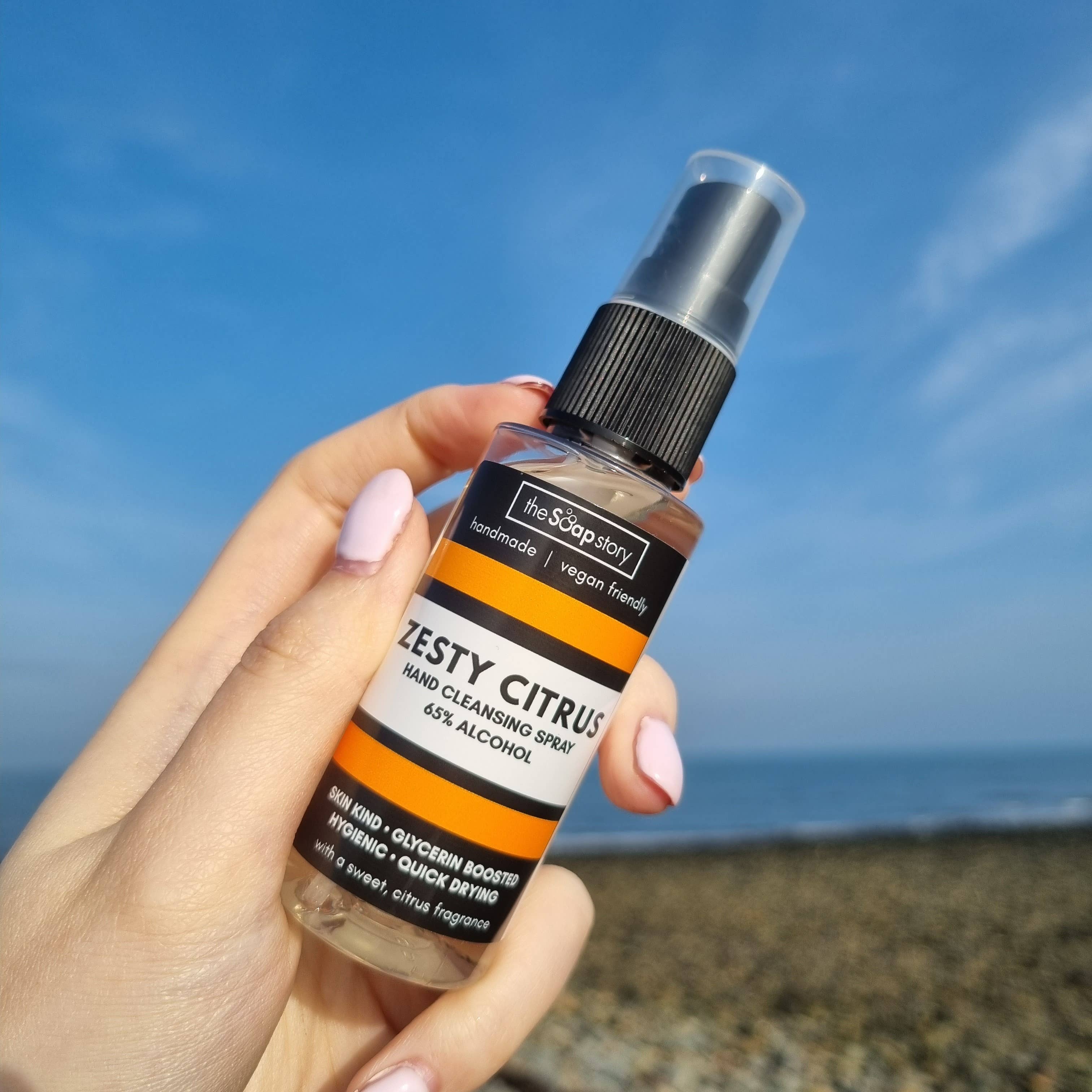 The Soap Story - Venta al por mayor Desinfectante de manos - Spray limpiador de manos Zesty Citrus | 50 ml1