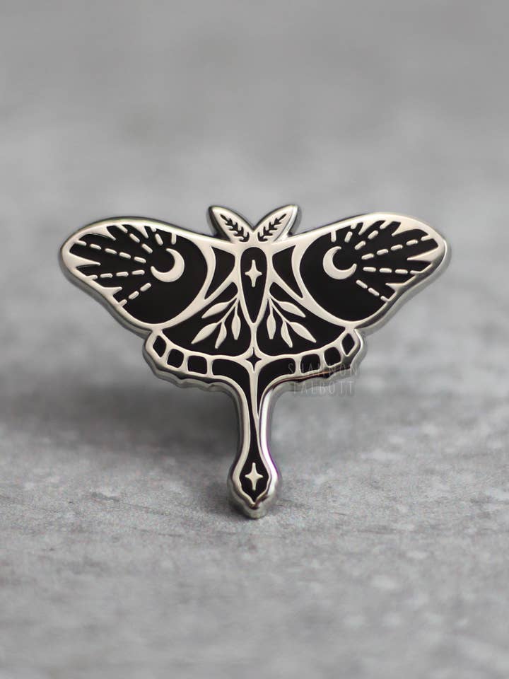 Borboleta Luna Moth Nature Goth Pin de Esmalte - Prata por atacado de Shannon Talbott