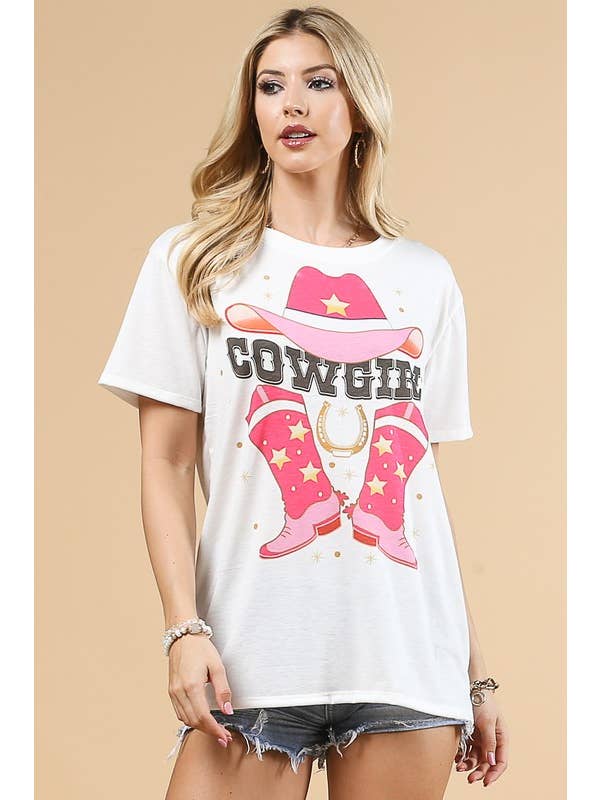 MARFIM/ROSA T-SHIRT GRÁFICA DE MANGA CURTA AV1205-JULES COWGIRL para venda a revendedores na Faire1