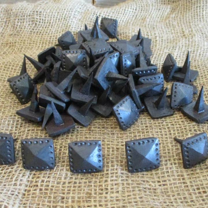 Midwest Craft House - Wholesale Wall Hook - Black Hand Forged Square Distressed Iron Clavos0