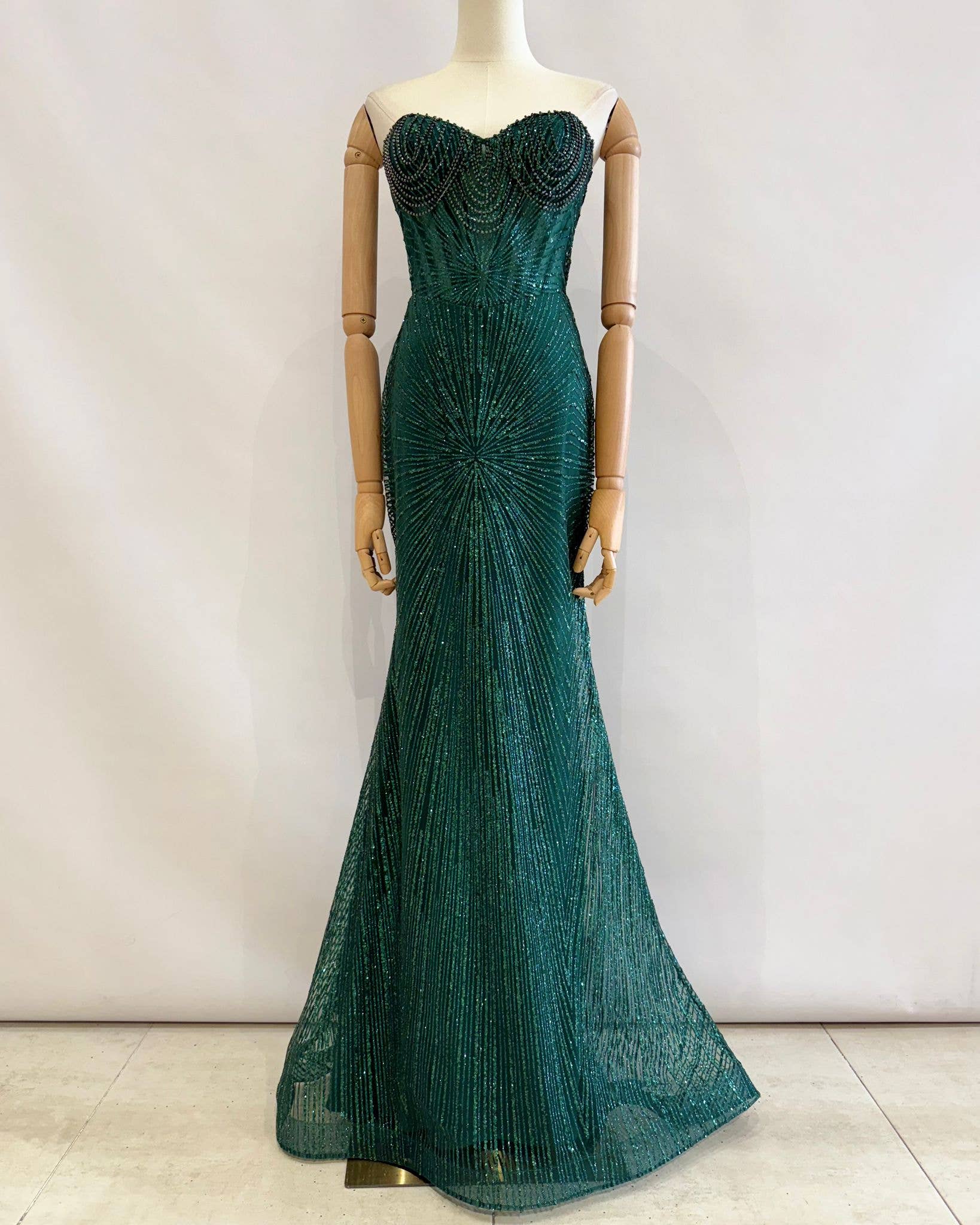 Invitadissimas - Wholesale Gown - Women's - Long dress with glitter 8351221