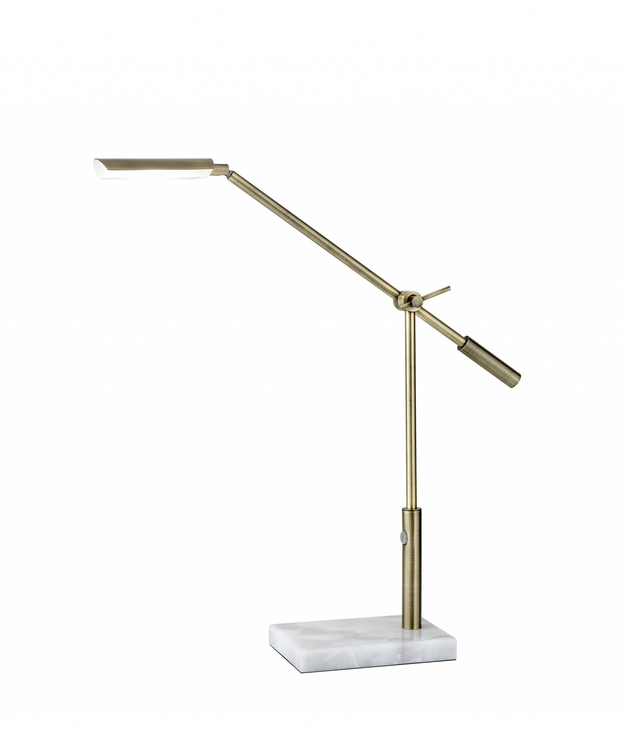 HomeRoots - Wholesale Accent/bureaulamp - Strakke verstelbare en dimbare LED-bureaulamp van messingmetaal