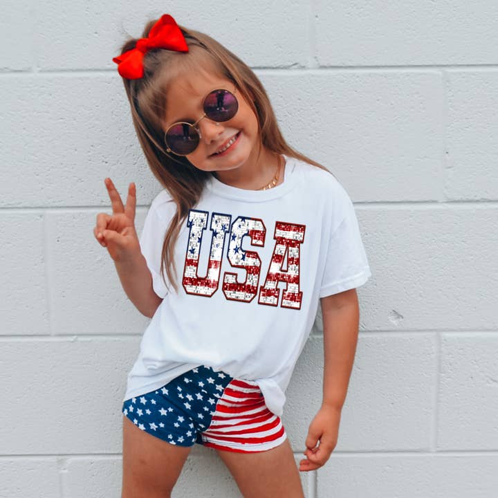 ZZ Threadz - Wholesale Screen Printed T-Shirt - Kids - Faux Glitter USA Patch 4th Of July Kids Graphic Tee