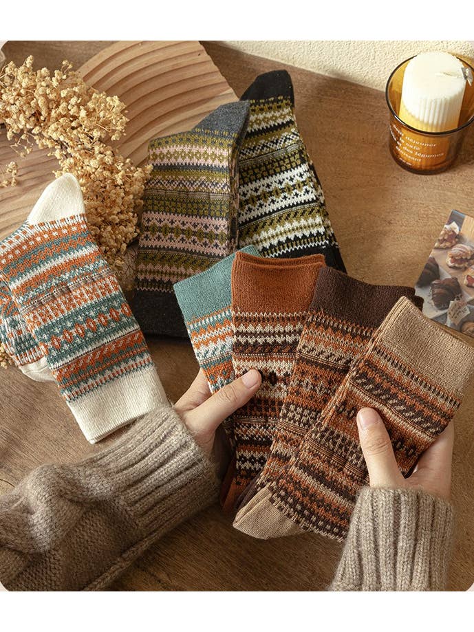 Sweetkama - Wholesale Socks – Women's - Ladies Vintage Bohemia Totem Knit Socks SKASC41773