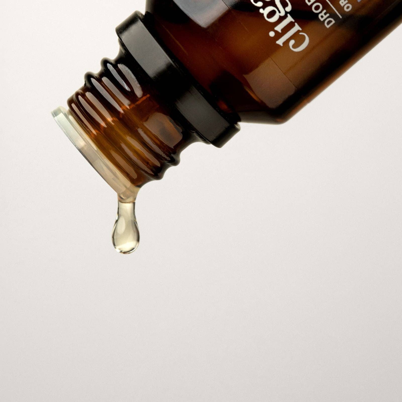 Cliganic - Wholesale Essential Oil - Deep Breaths Essential Oil Blend4