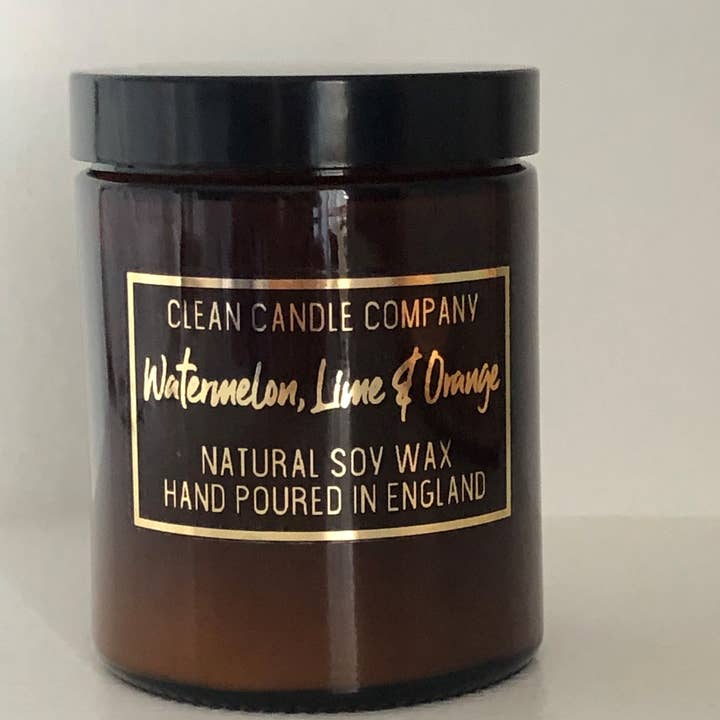 Kerze aus Sojawachs mit Wassermelone, Limette und Orange im Bernsteinglas für den Großhandel von The Clean Candle Company