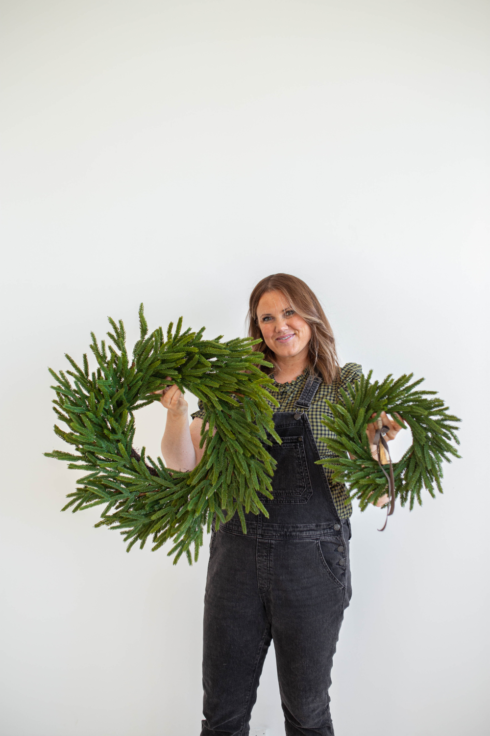 Luxe B Co - Wholesale Wreath - Norfolk Pine Real Touch Wreath Mini5