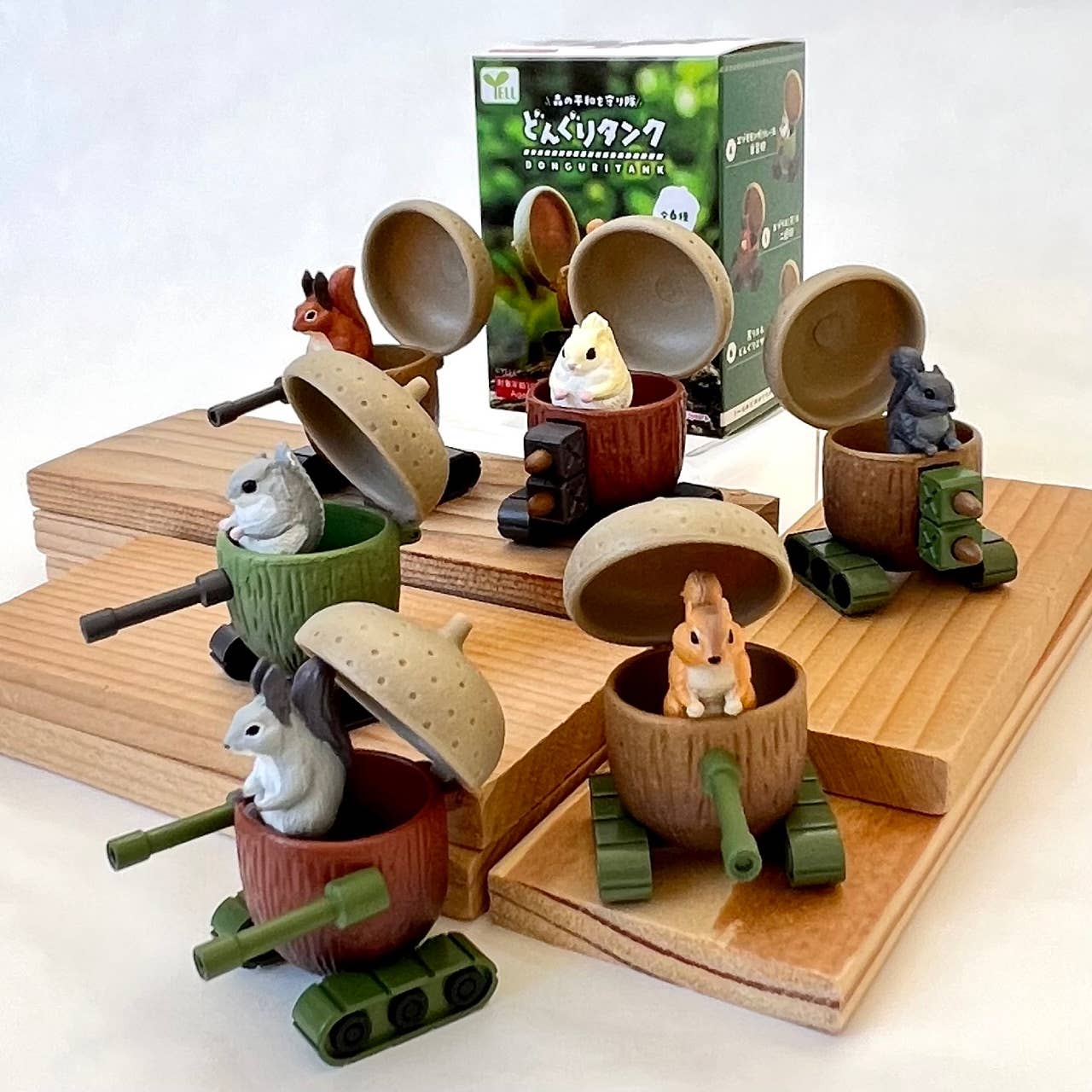 BCmini - Wholesale Decorative Figurine - 70774 DONGURI TANK FIGURINE BLIND BOX12