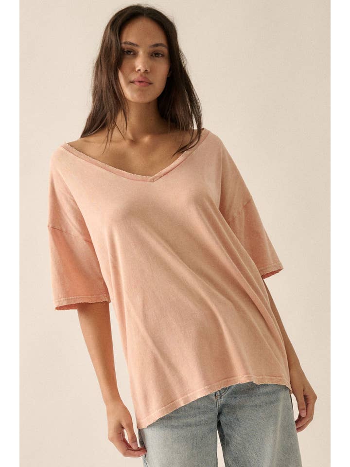 Promesa USA - Wholesale T-Shirt - Women's - Oversized Mineral Washed V-Neck T-Shirt
