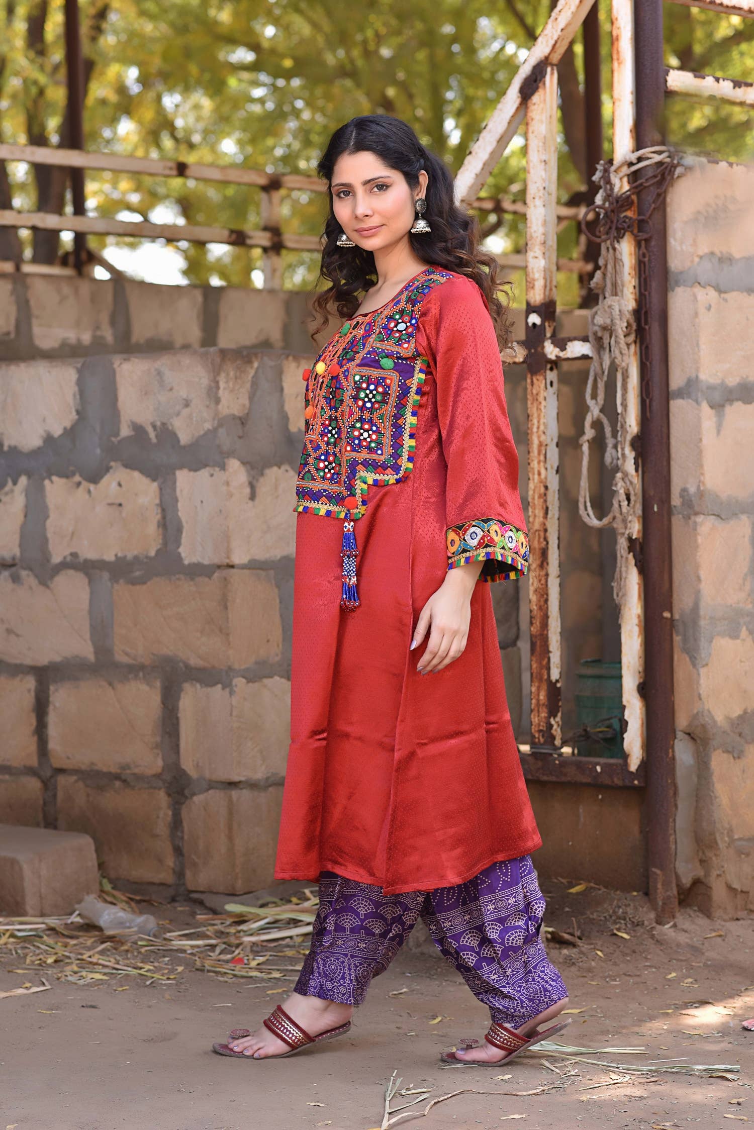 Meghcraft – wholesale Tunika - Dam – Indisk broderad kurta och kaftan - bohemisk tunika med spegelarbete4