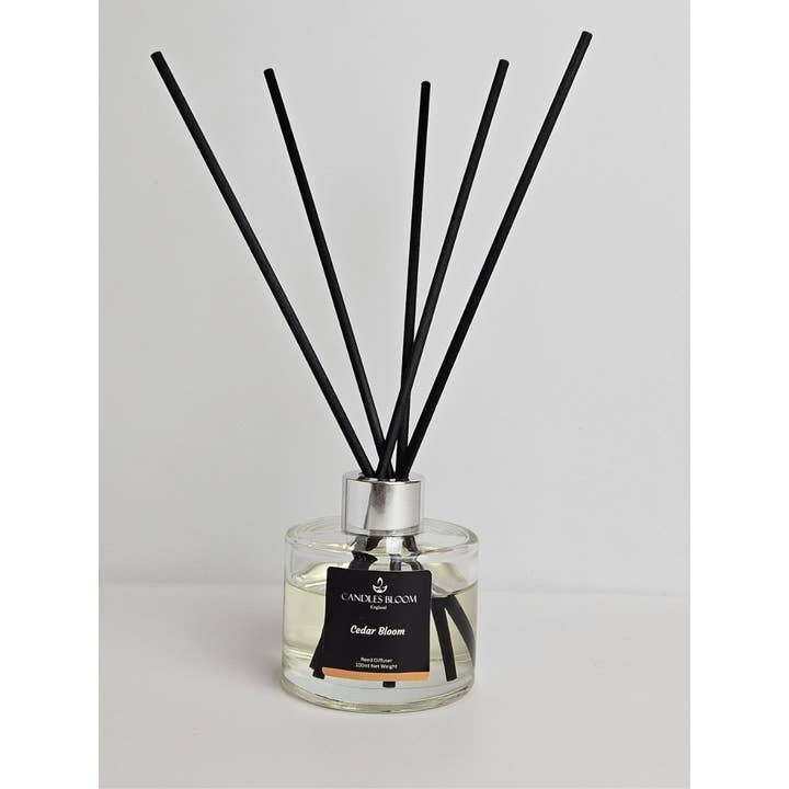 Cedar Bloom Lyxig Reeddiffusor för wholesale av Candles Bloom Limited