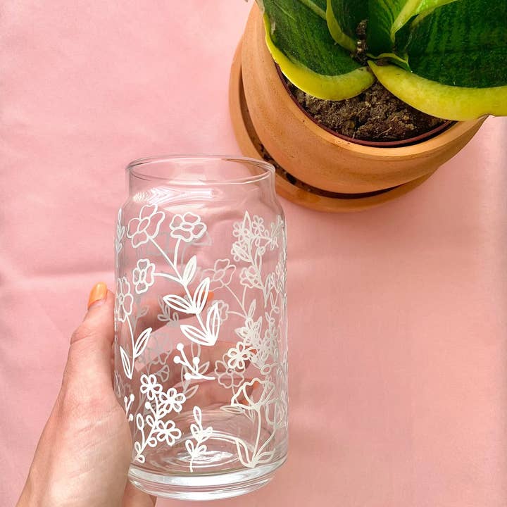 MarieDesignCo - Wholesale Drinking Glass/Cup - Floral coffee cup, 16 oz pint, glass can coffee cup