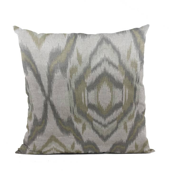Plutus Ikat Dream Gray, handgefertigtes Luxuskissen aus Citrin für den Großhandel von Plutus Home Brands