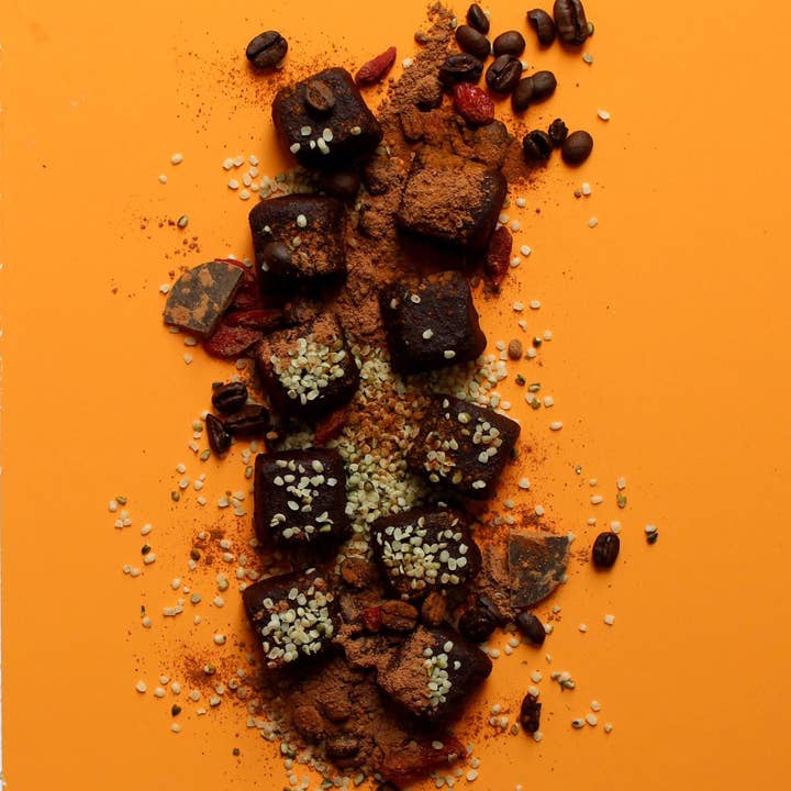 Luda's Lively Eats - Wholesale Snack Bar - Saigon Cinnamon0